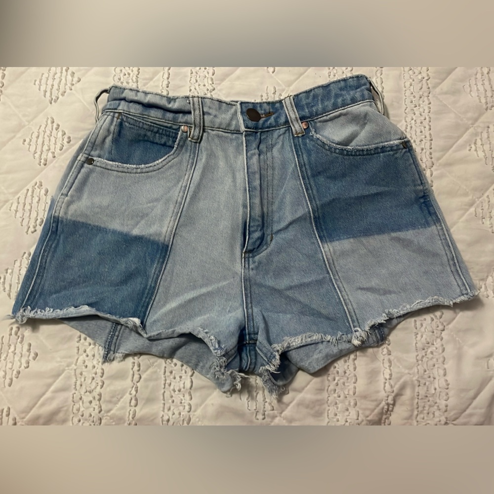 WRANGELR AND BILLABONG: Shorts size 27. Used but still in good condition